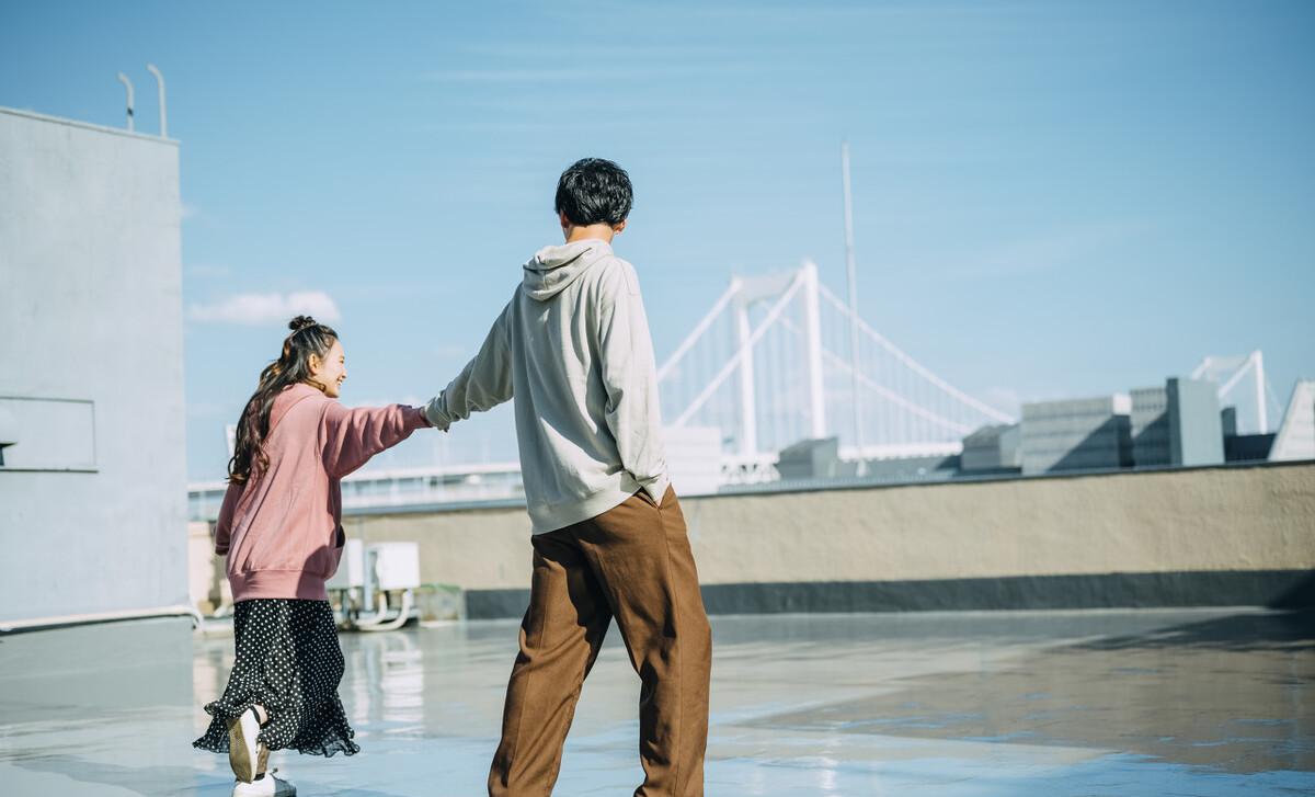 被追的男孩心里的想法(男生被追的时候在想什么)